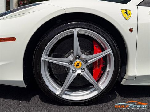 Used 2014 Ferrari 458 Spider RWD image 38