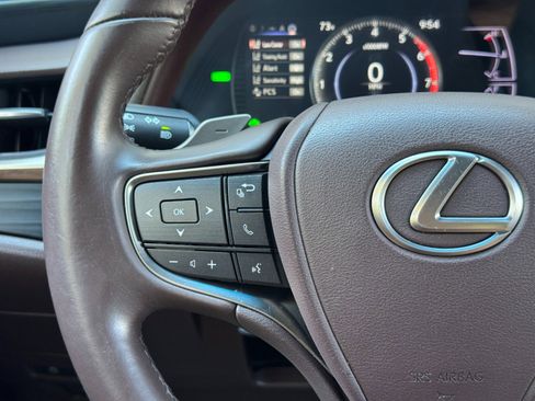 Used 2020 Lexus ES 300h FWD image 19
