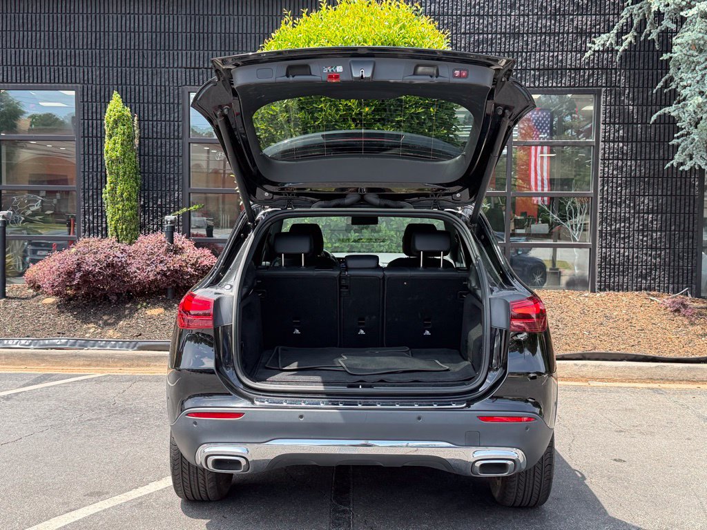 Used 2025 Mercedes-Benz GLA 250 4MATIC image 17