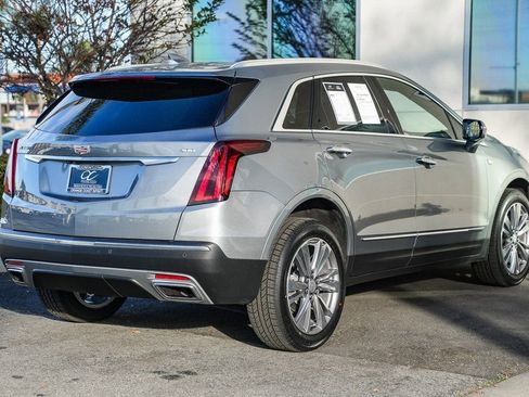 Used 2025 Cadillac XT5 Premium Luxury image 6
