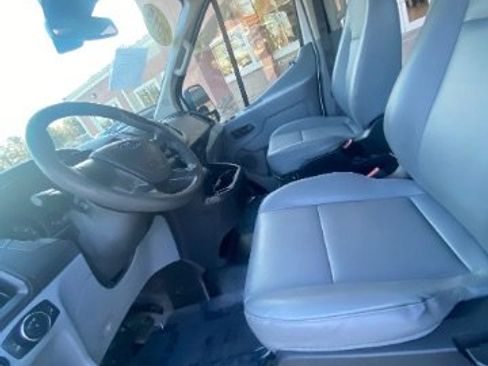 Used 2015 Ford Transit 150 XL image 21