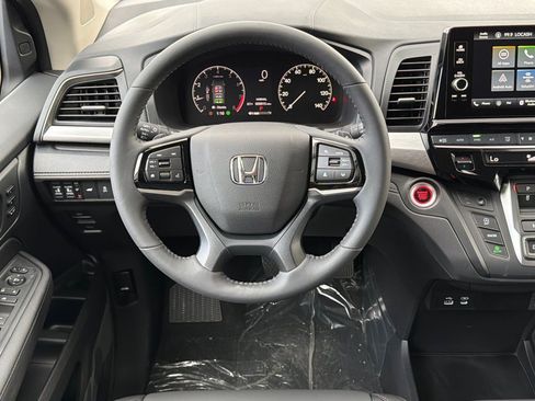 New 2026 Honda Odyssey EX-L image 13