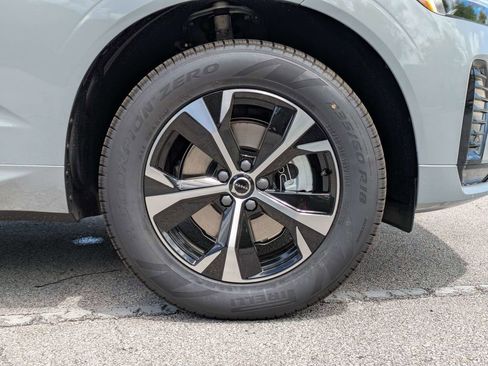 New 2026 Volvo XC60 B5 Core w/ Protection Package Premier AWD/4WD image 11