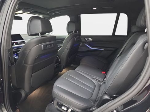 Used 2022 BMW X7 M50i w/ Cold Weather Package AWD/4WD image 12