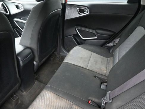 Used 2020 Kia Soul LX image 21