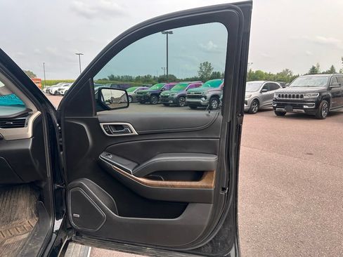 Used 2019 GMC Yukon Denali w/ Denali Ultimate Package AWD/4WD image 27