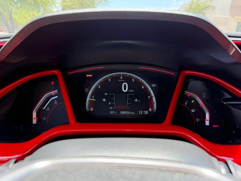 Used 2018 Honda Civic Type R image 19