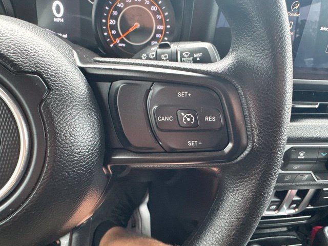 Used 2026 Jeep Wrangler Sport AWD/4WD image 16