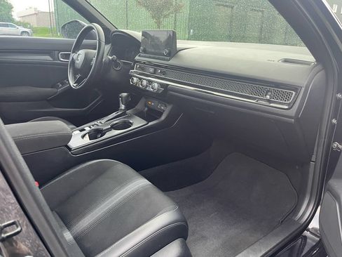 Used 2022 Honda Civic Sport image 14