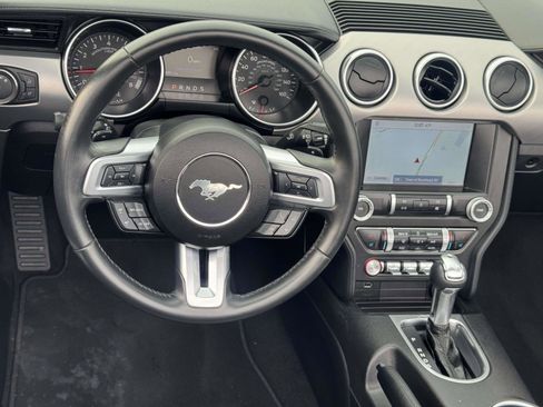 Used 2020 Ford Mustang GT Premium image 17