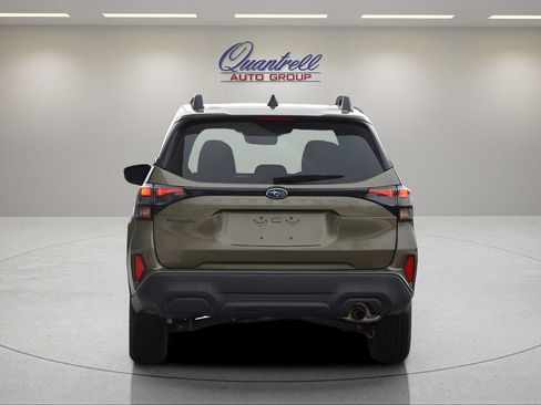 Used 2026 Subaru Forester Premium AWD/4WD image 5