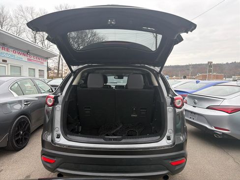 Used 2023 MAZDA CX-9 Touring image 12