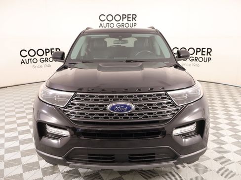 Used 2022 Ford Explorer XLT w/ Equipment Group 202A AWD/4WD image 10