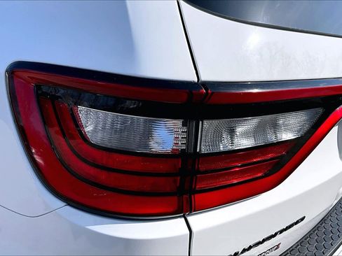 Used 2023 Dodge Durango GT image 27