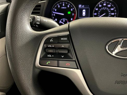 Used 2018 Hyundai Elantra SEL FWD image 12