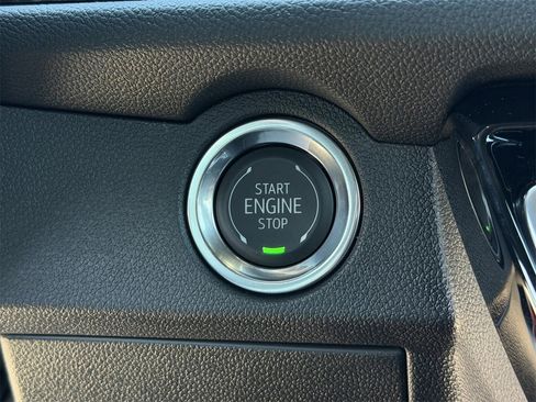 New 2026 Chevrolet Traverse High Country image 18