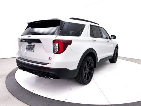 Used 2021 Ford Explorer ST w/ Equipment Group 401A AWD/4WD image 22