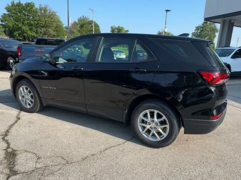 Used 2023 Chevrolet Equinox LS FWD image 6