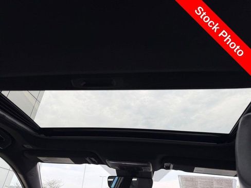 Used 2026 Toyota Camry SE w/ Multimedia Upgrade Package FWD image 15