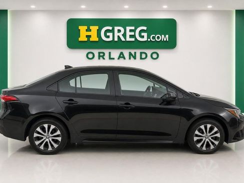 Used 2022 Toyota Corolla LE FWD image 8
