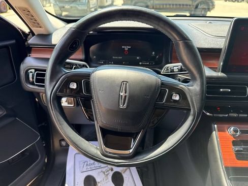 Used 2023 Lincoln Aviator Reserve w/ Elements Package Plus AWD/4WD image 18