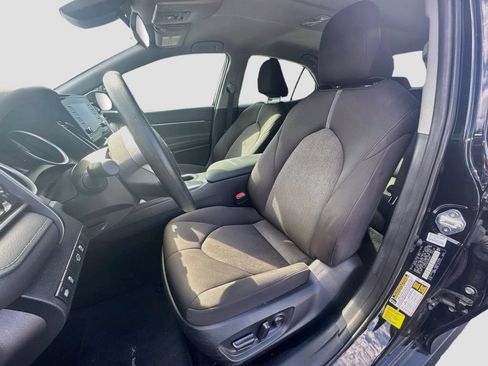 Used 2024 Toyota Camry LE FWD image 22