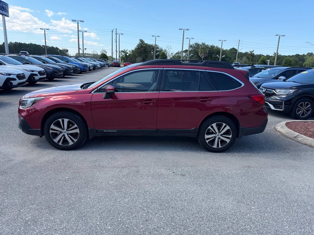 Used 2018 Subaru Outback 3.6R Limited AWD/4WD image 10