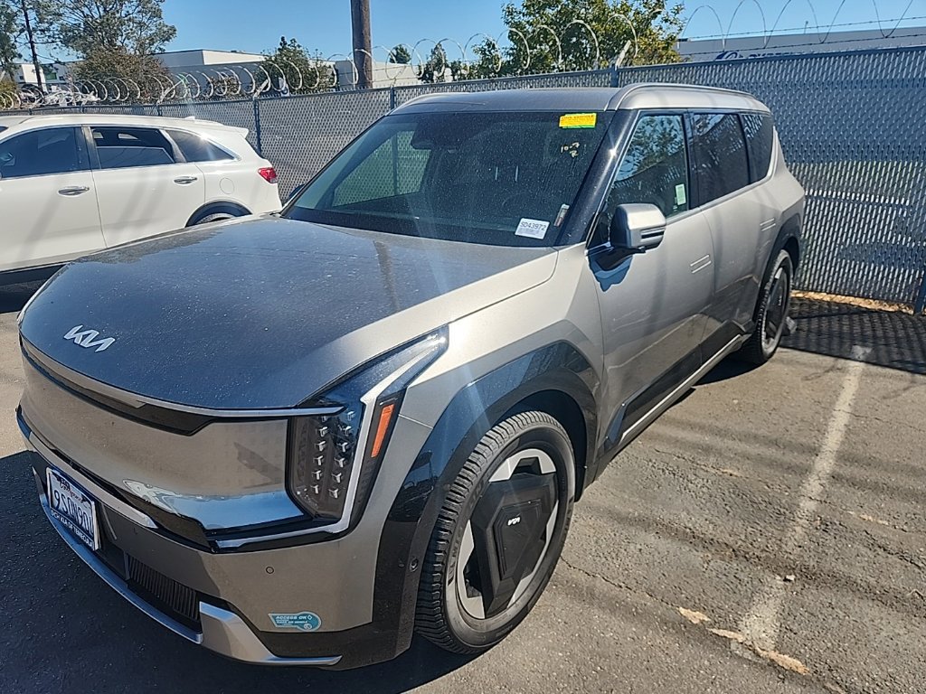 Certified 2024 Kia EV9 Land AWD/4WD image 4