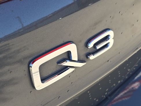 Used 2023 Audi Q3 2.0T Premium Plus w/ Premium Plus Package image 13