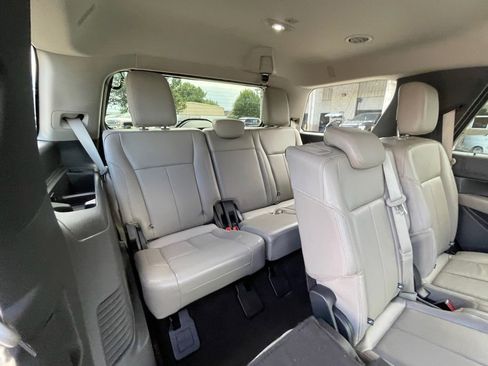 Used 2019 Ford Expedition XLT w/ Equipment Group 202A image 36