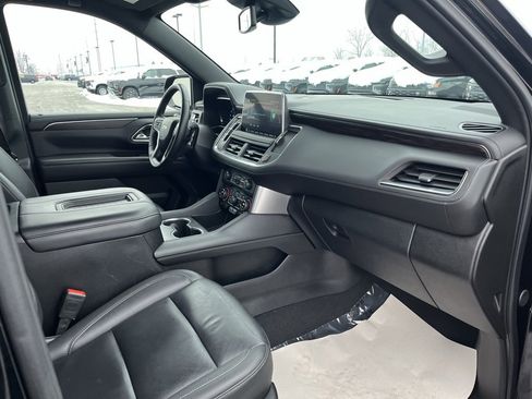 Used 2024 Chevrolet Suburban LT image 22
