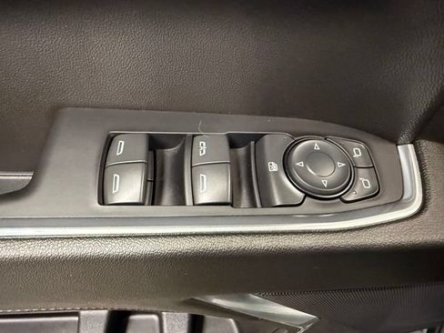 Used 2024 Chevrolet Silverado 1500 LT AWD/4WD image 11