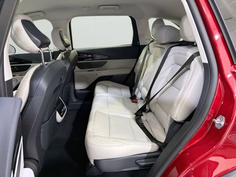 New 2026 Lincoln Nautilus Premier AWD/4WD image 24