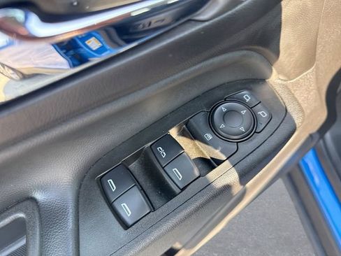 Used 2024 Chevrolet Equinox LT w/ LPO, Floor Liner Package FWD image 13
