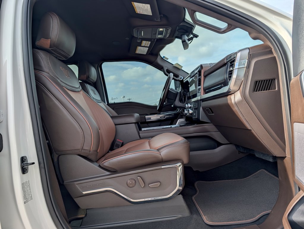 Certified 2025 Ford F350 King Ranch w/ FX4 Off-Road Package AWD/4WD image 12