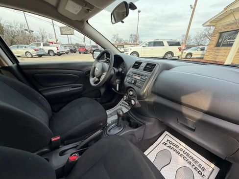 Used 2013 Nissan Versa S Plus image 12