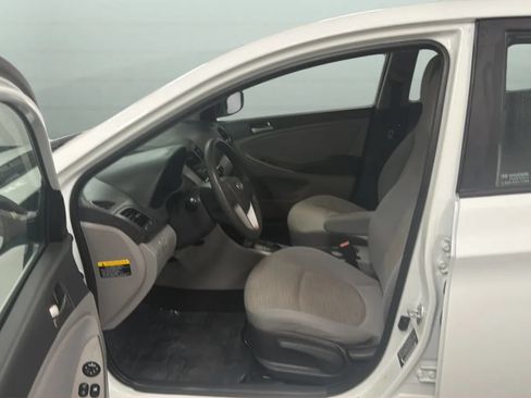 Used 2017 Hyundai Accent SE FWD image 19