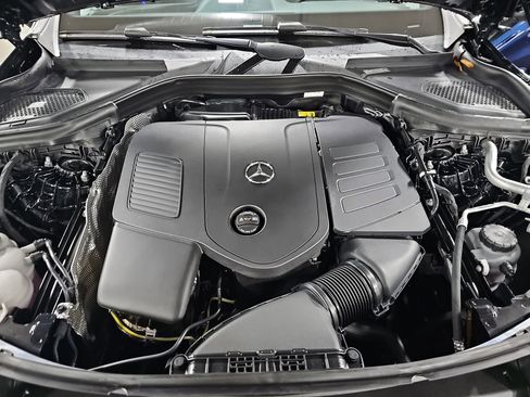 Used 2026 Mercedes-Benz GLC 300 4MATIC image 31