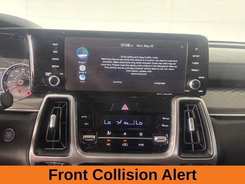 Used 2023 Kia Sorento S w/ Panoramic Sunroof Package FWD image 15