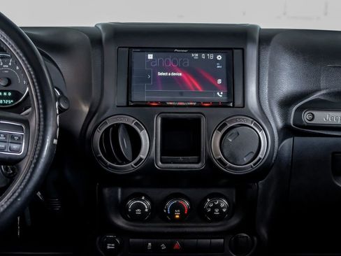 Used 2017 Jeep Wrangler Unlimited Sport w/ Connectivity Group image 24