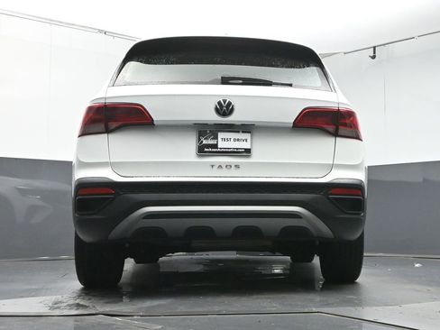 Used 2022 Volkswagen Taos S image 38