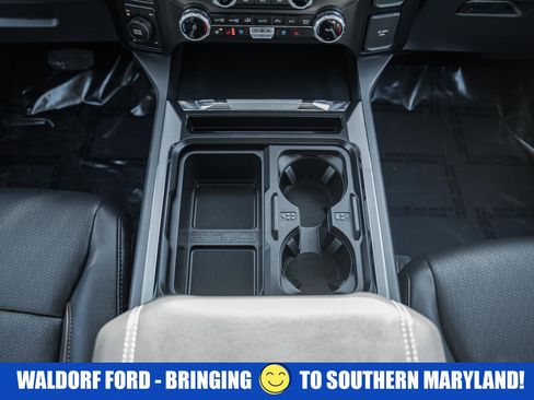 Used 2025 Ford F350 Lariat w/ Chrome Package image 36