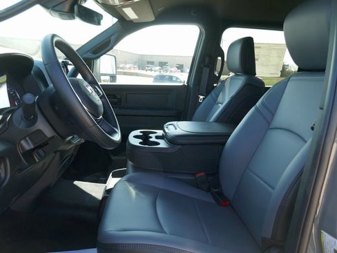 New 2026 RAM 2500 Tradesman AWD/4WD image 14
