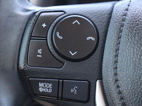 Used 2018 Toyota RAV4 XLE w/ Plus Extra Value Package AWD/4WD image 23