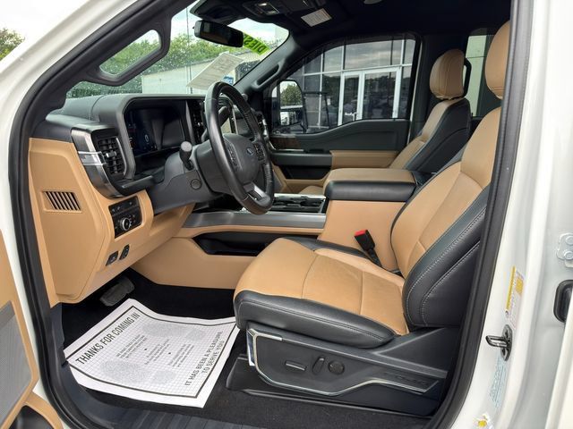 Used 2023 Ford F450 Lariat w/ Lariat Ultimate Package AWD/4WD image 15