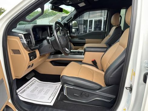 Used 2023 Ford F450 Lariat w/ Lariat Ultimate Package AWD/4WD image 15