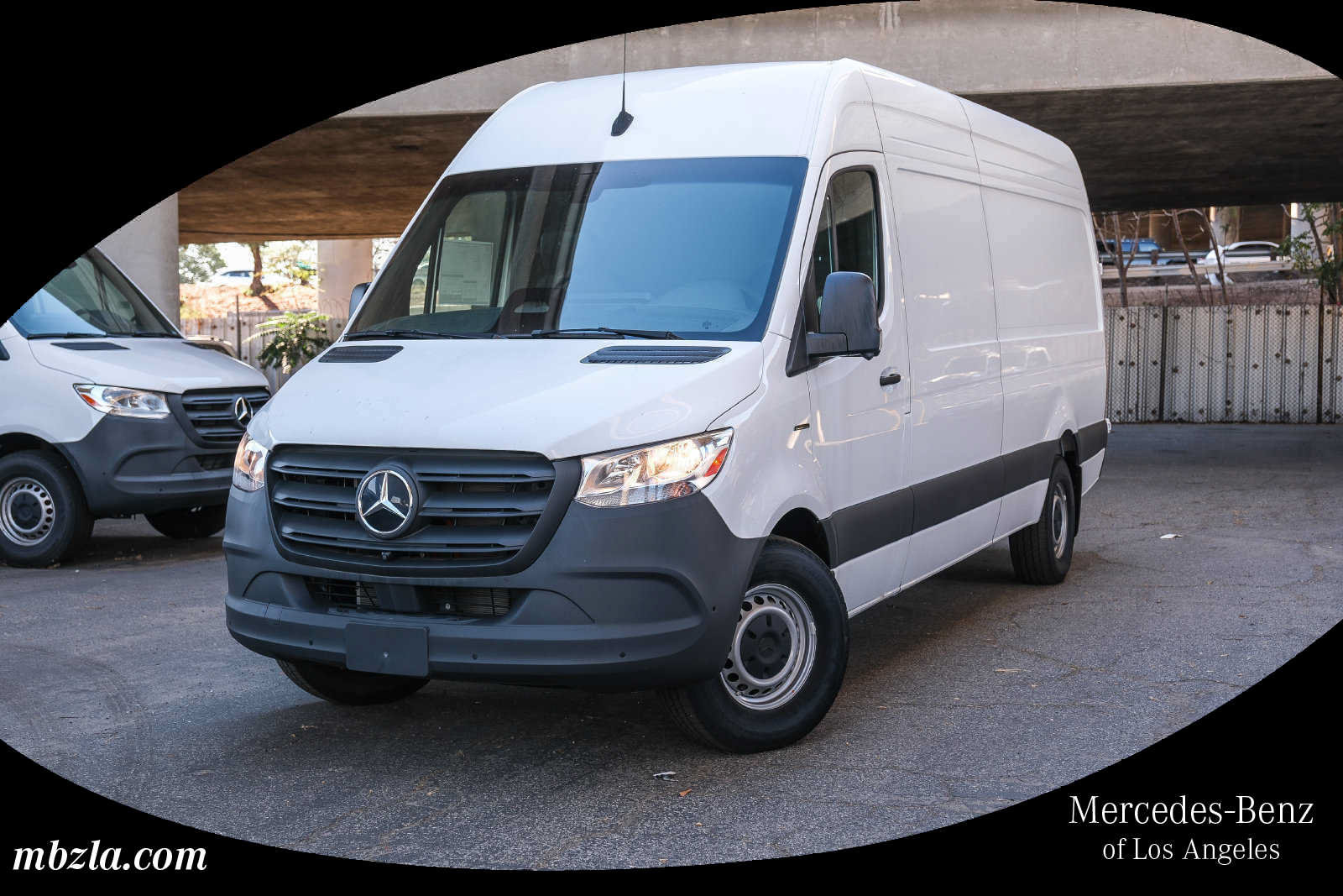 New 2025 Mercedes-Benz eSprinter 170 Cargo image 1
