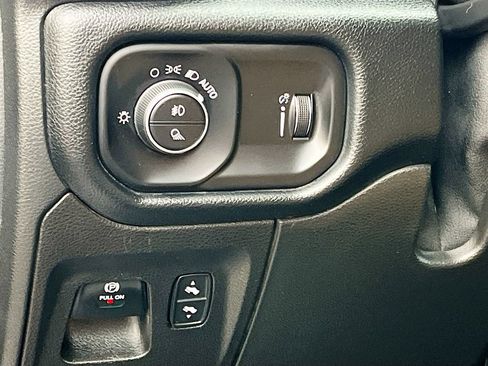 Used 2022 RAM 1500 Lone Star AWD/4WD image 10
