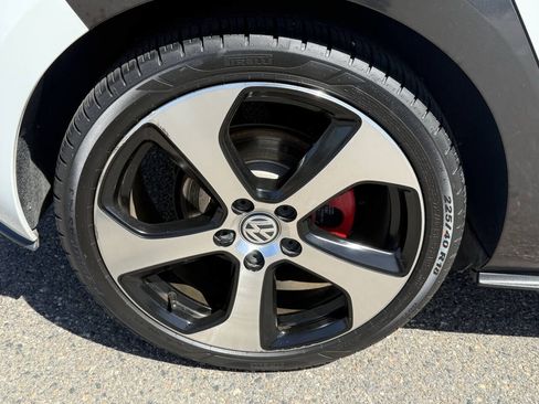 Used 2015 Volkswagen GTI S FWD image 12