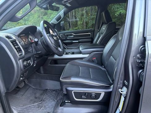 Used 2022 RAM 1500 Laramie AWD/4WD image 12